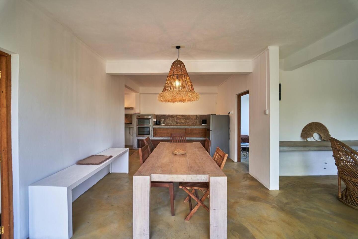 Loukaz -Entire Rental Units W Panoramic Rooftop Coteau Raffin Bagian luar foto