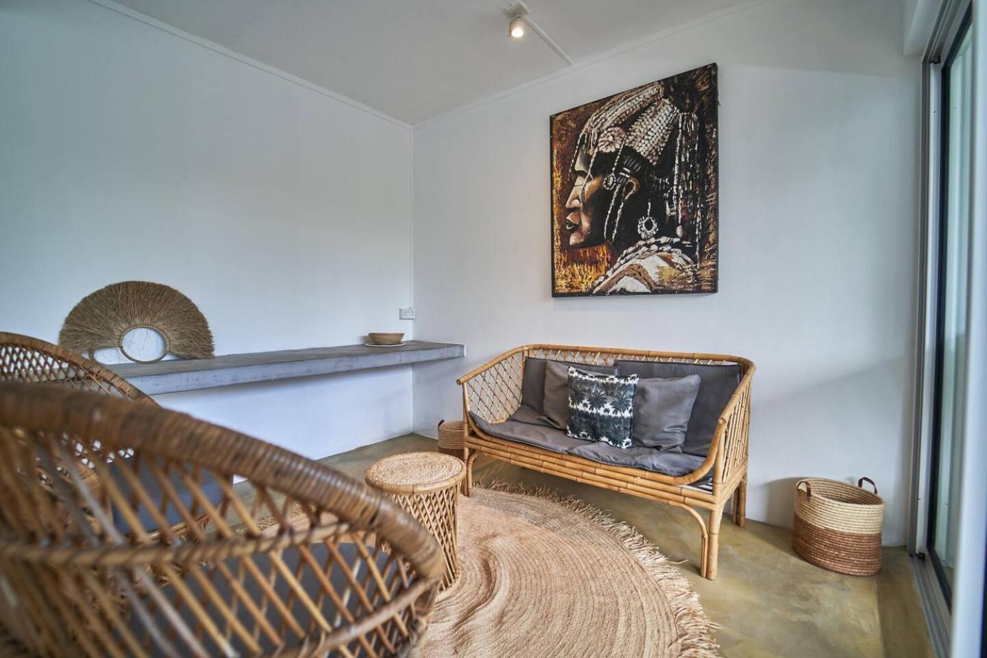 Loukaz -Entire Rental Units W Panoramic Rooftop Coteau Raffin Bagian luar foto